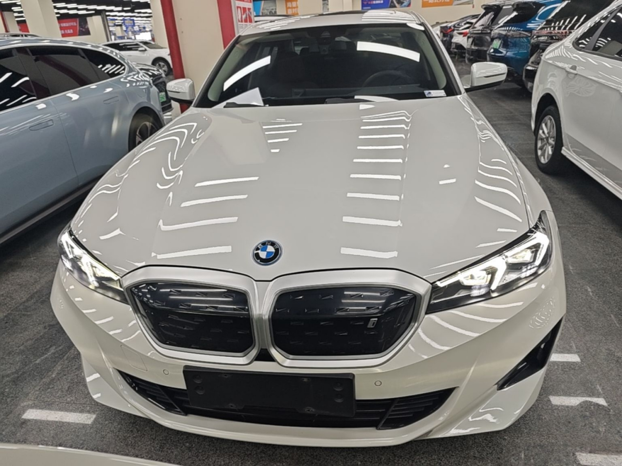 i3 2022 eDrive 35 L photo 2