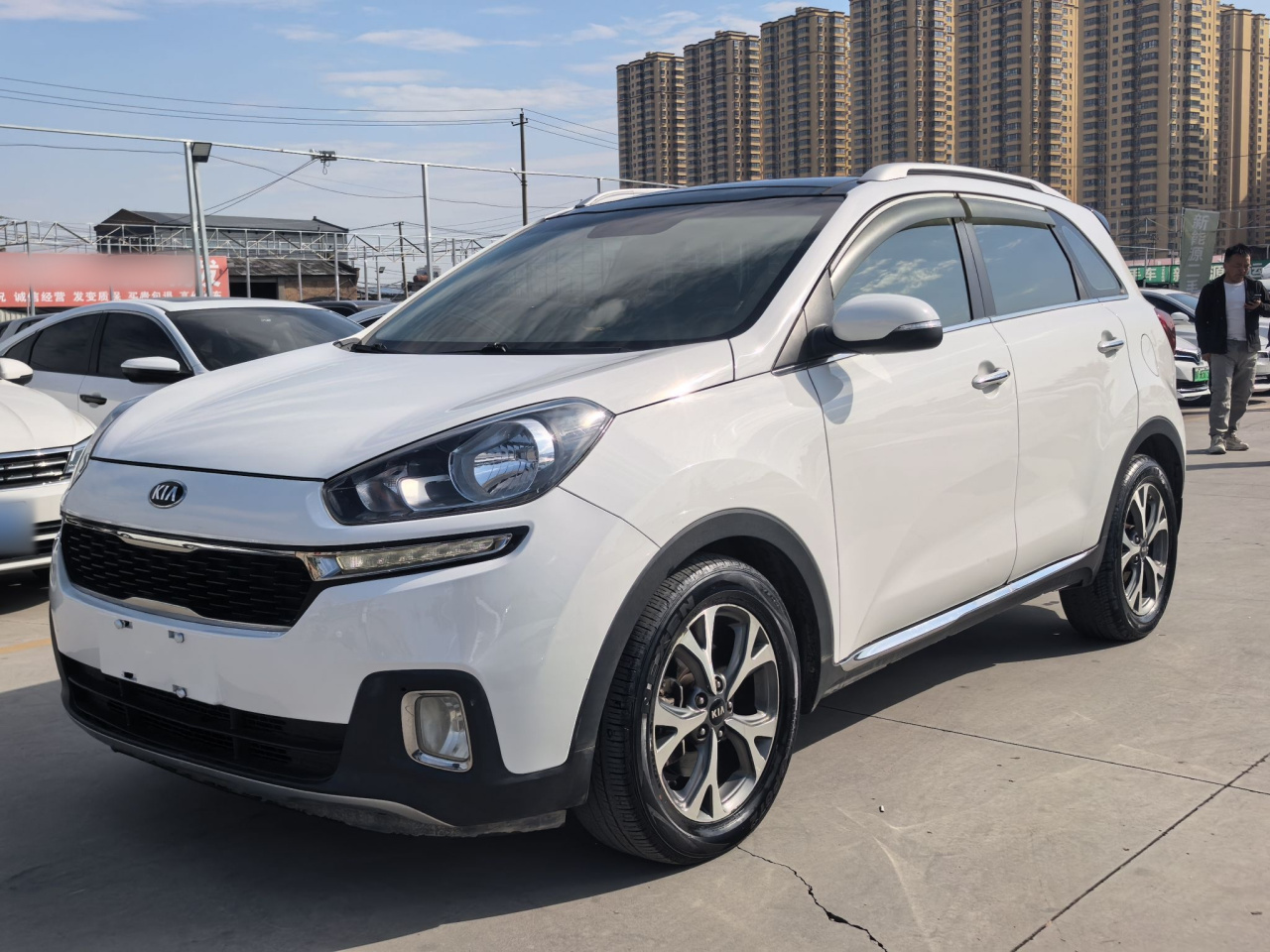 KX3 2015 2.0L AT RWD DLX