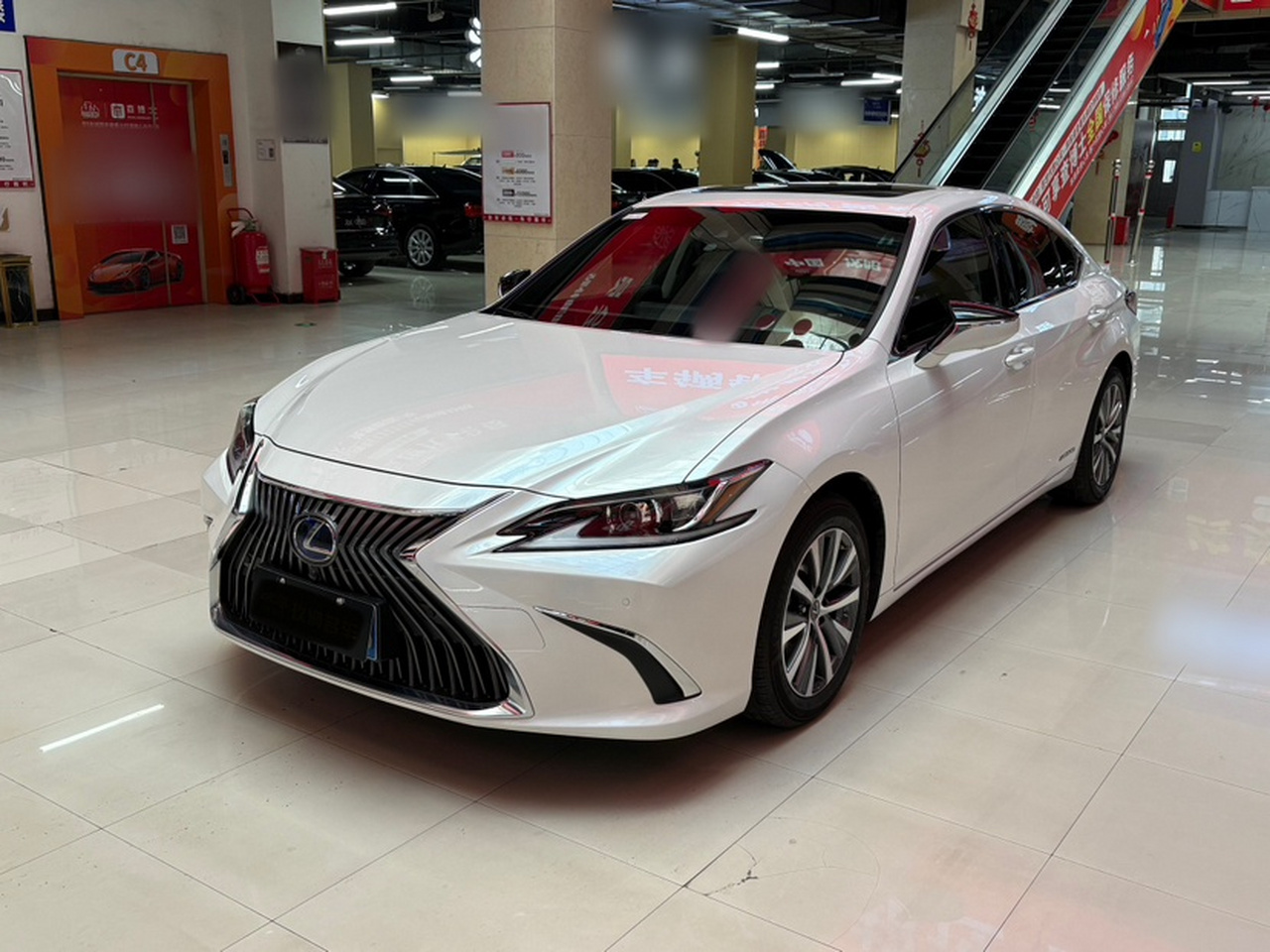 ES 2018 300h Excellence China VI