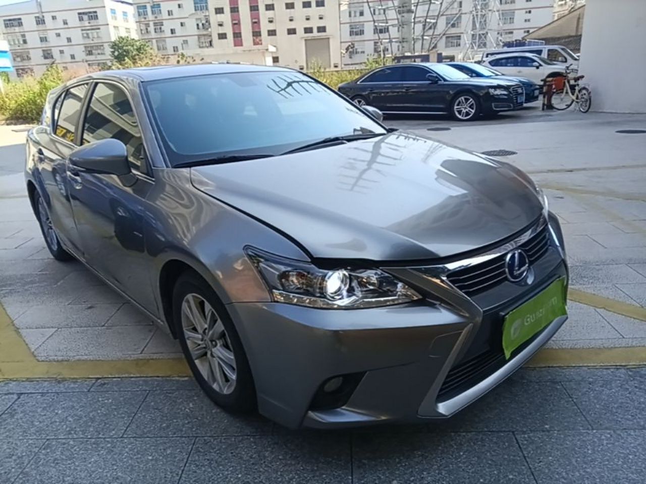 CT 2014 CT200h Comfort photo 3