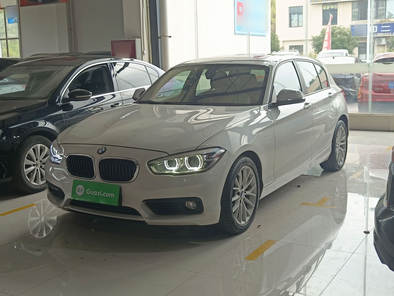 1 Series Imported 2015 120i Leading