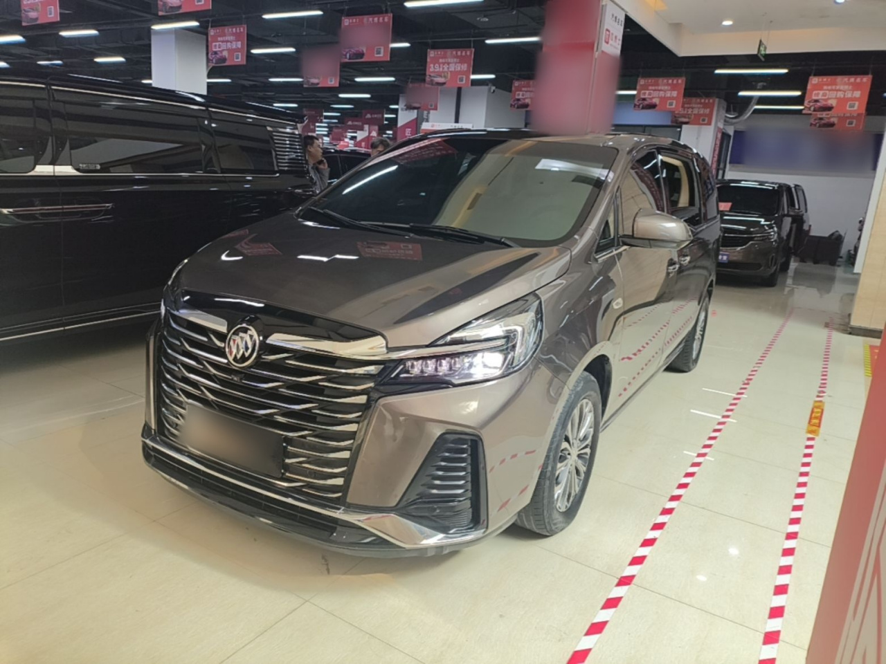 GL8 2023 Facelift Luxury