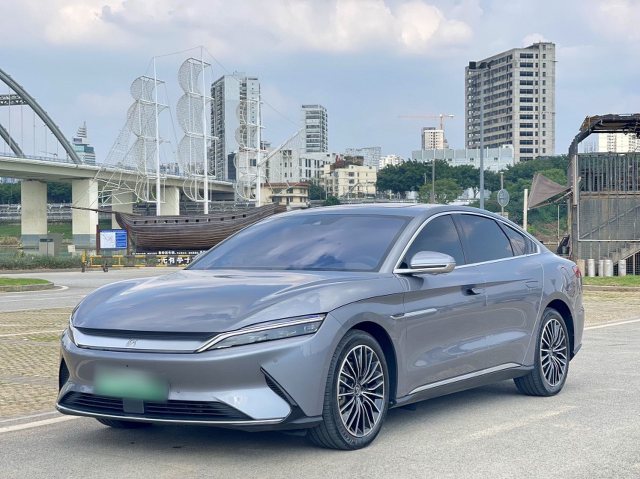 Han 2021 EV Standard Range Luxury