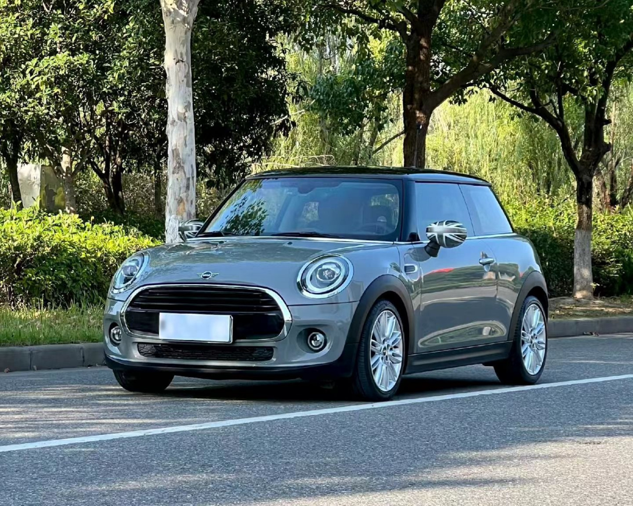 2021 1.5T COOPER photo 2