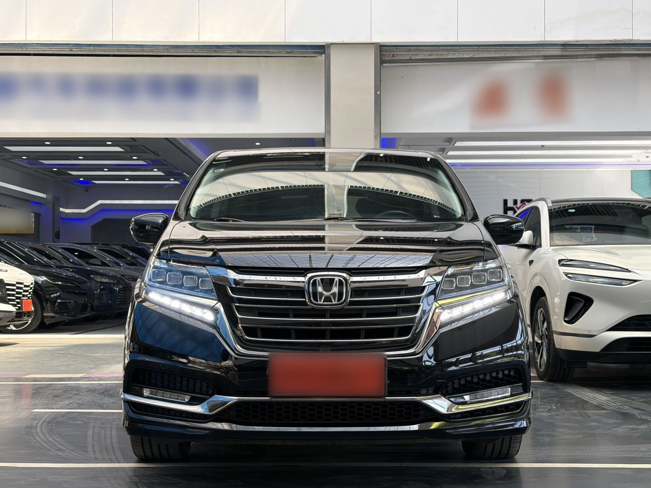 Elysion 2019 2.0L Hybrid Comfort photo 2
