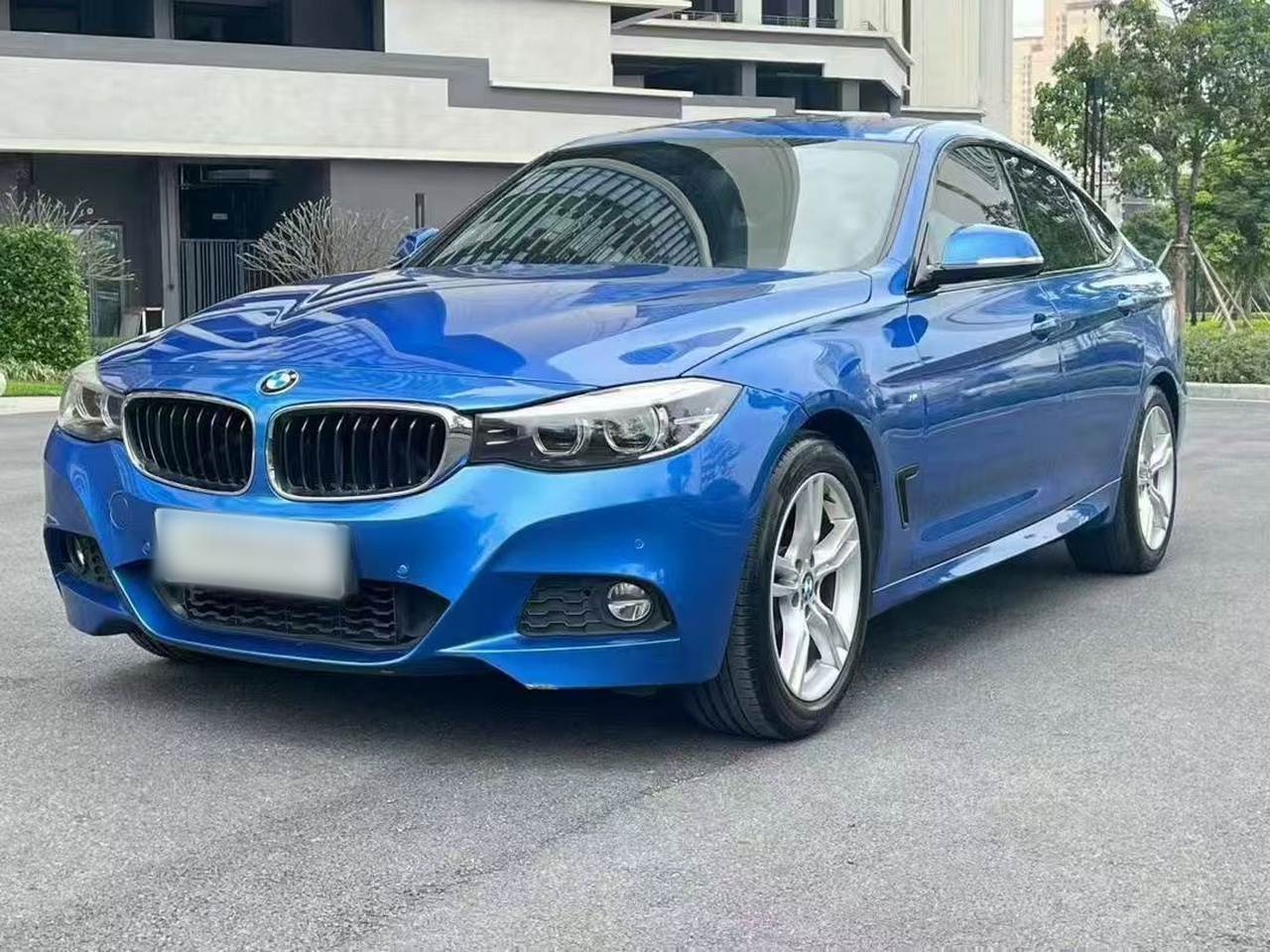 3 SeriesGT 2019 320i M Sport photo 4
