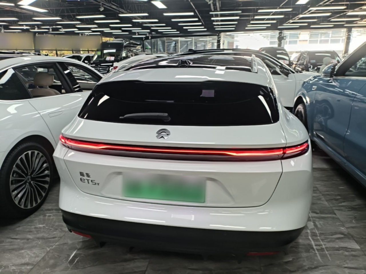 ET5T 2024 75kWh Touring photo 5