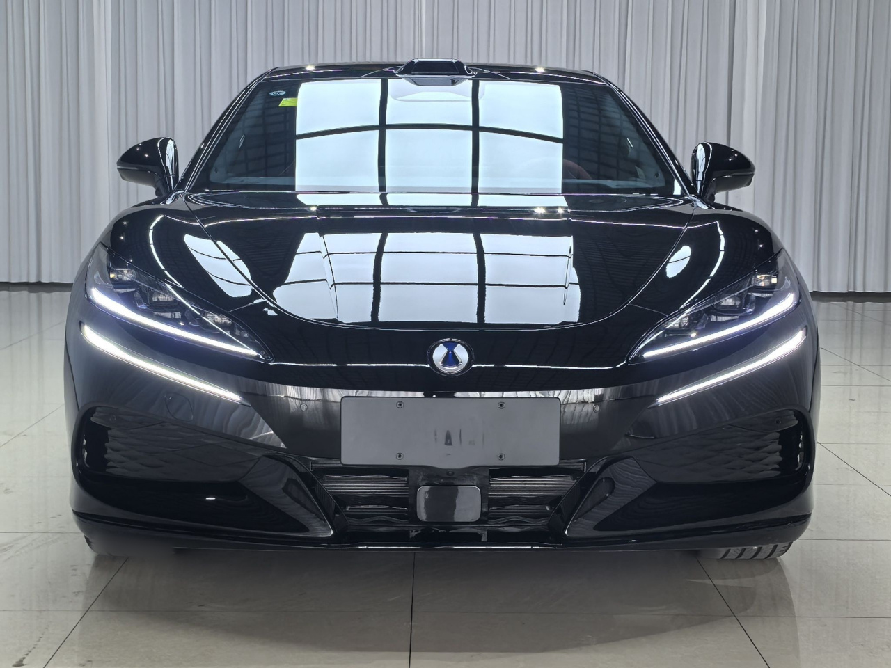 Z9GT 2026 Flagship photo 2
