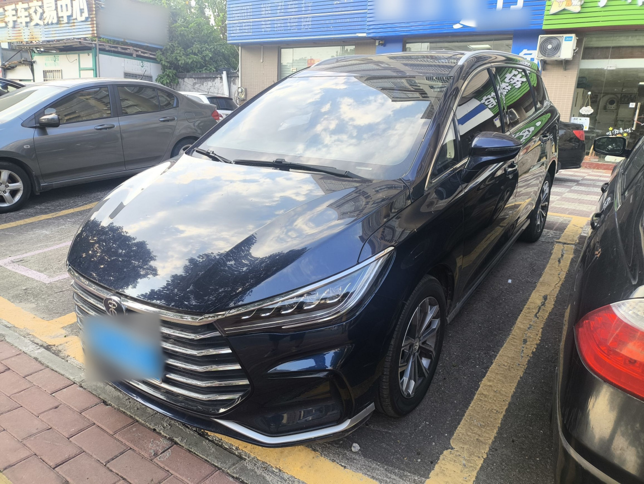 Song MAX 2021 Upgraded 1.5T AT Luxury 7-Seater