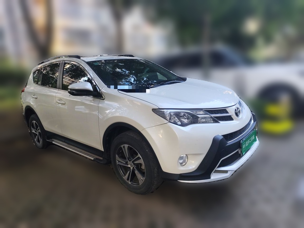RAV4 2015 2.0L CVT RWD photo 3