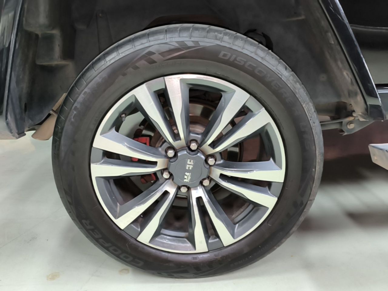 BAIC BJ80 2019 2.3T AT Prosperous China VI photo 2