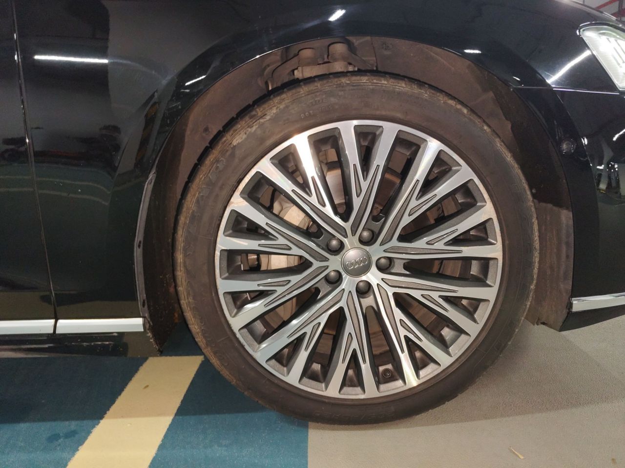 A8 2019 Plus A8L 55 TFSI quattro Luxury photo 2
