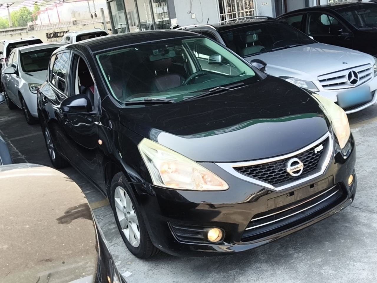 Tiida 2011 1.6L CVT Comfort photo 5