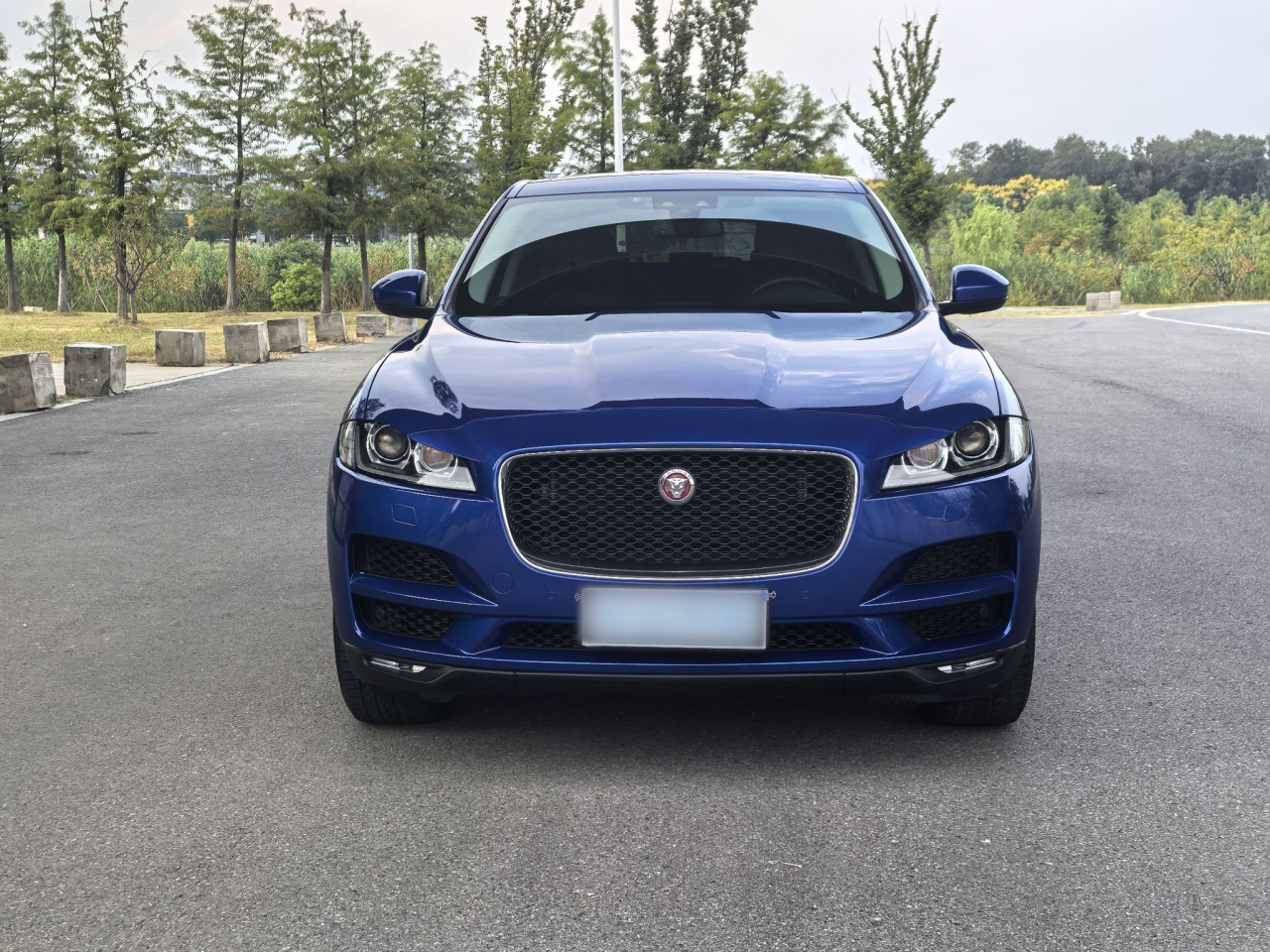 F-PACE 2018 2.0T AWD Exclusive photo 3