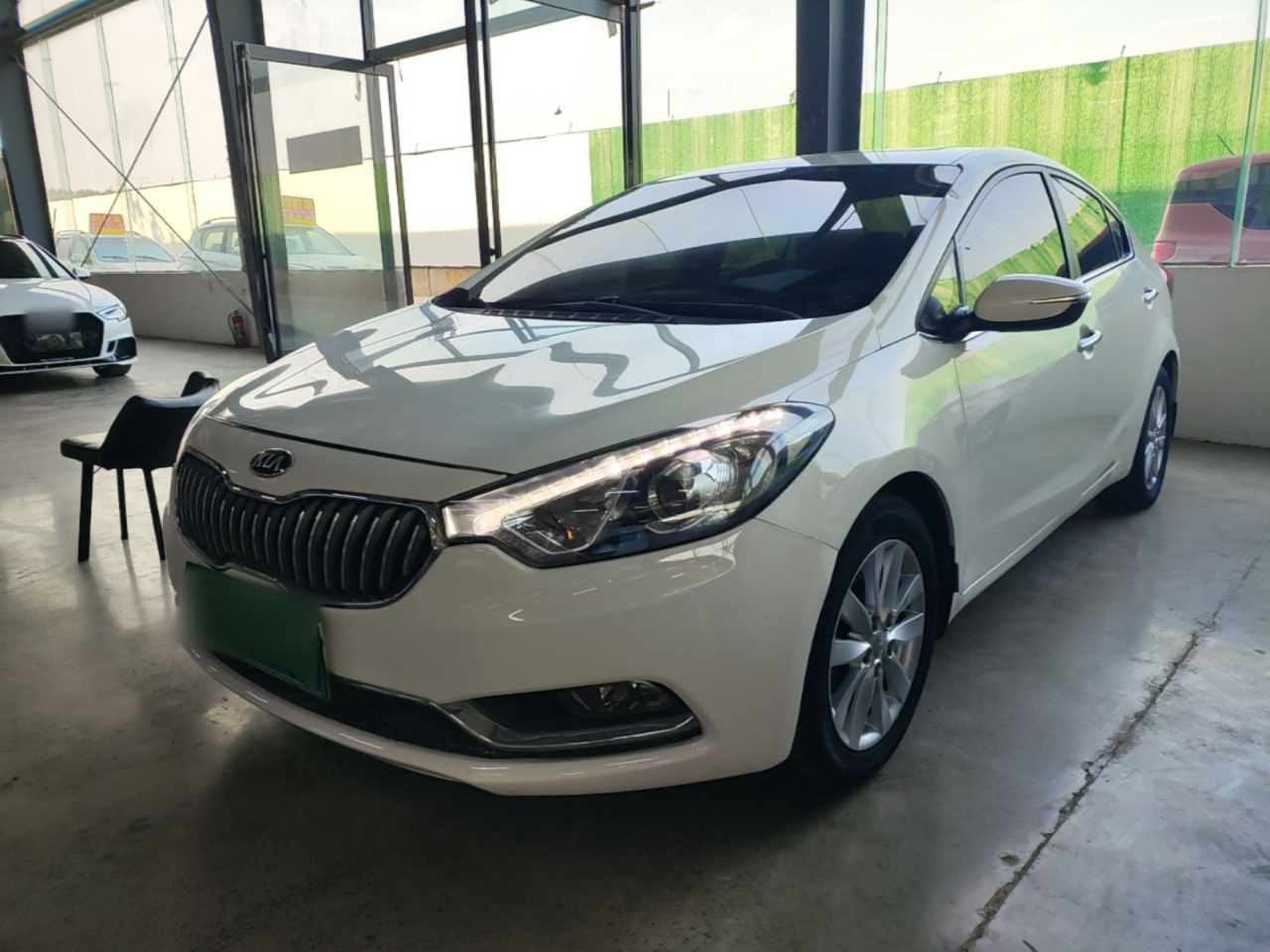 K3 2015 1.6L AT DLX