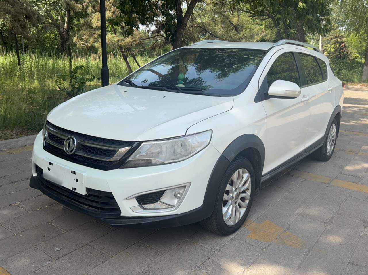 AX3 2016 1.5L AT