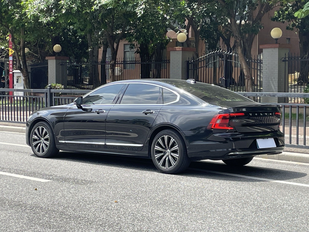 S90 2021 B5 Luxury photo 3