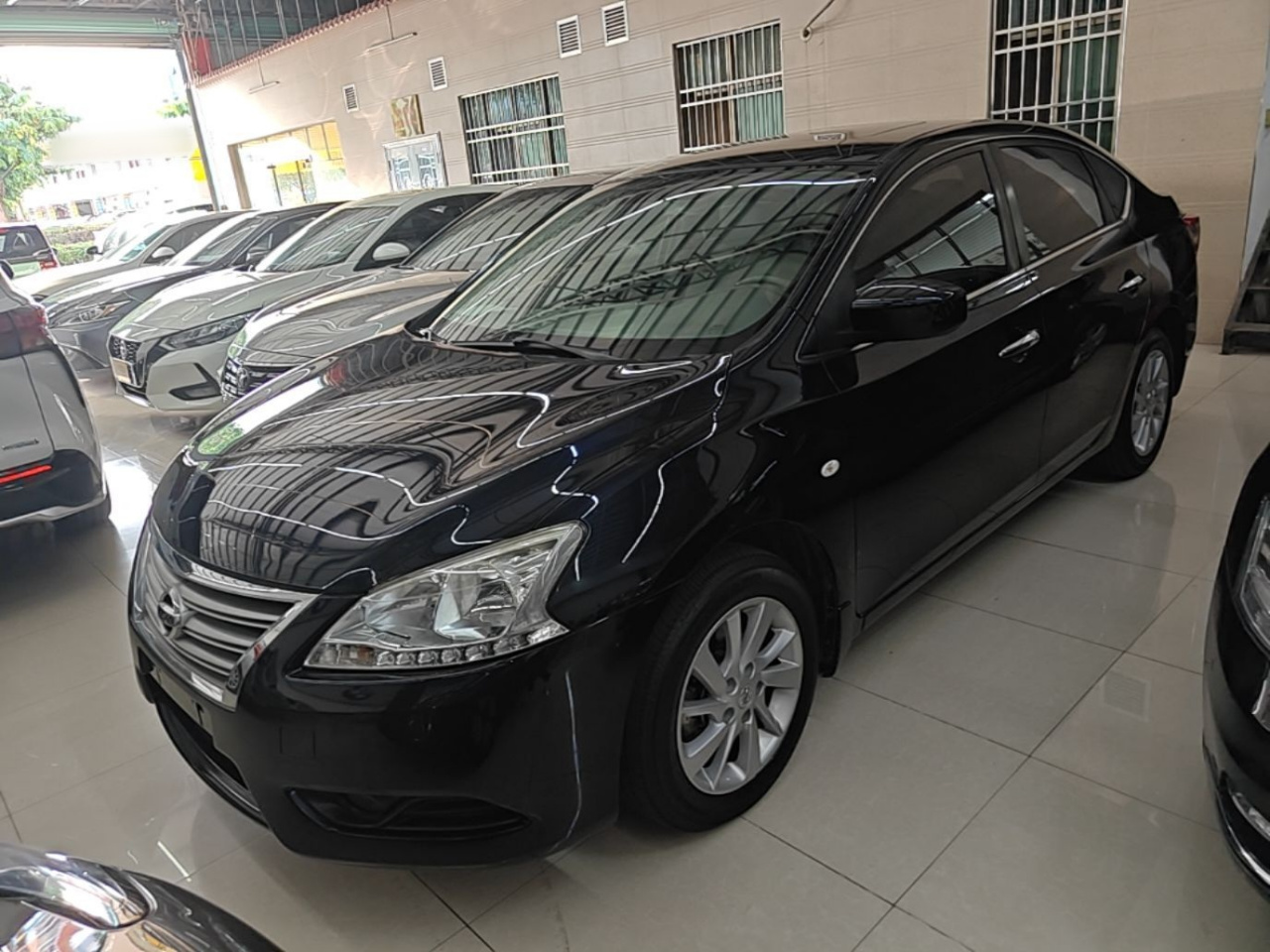 Sylphy 2014 1.6XV CVT Exclusive