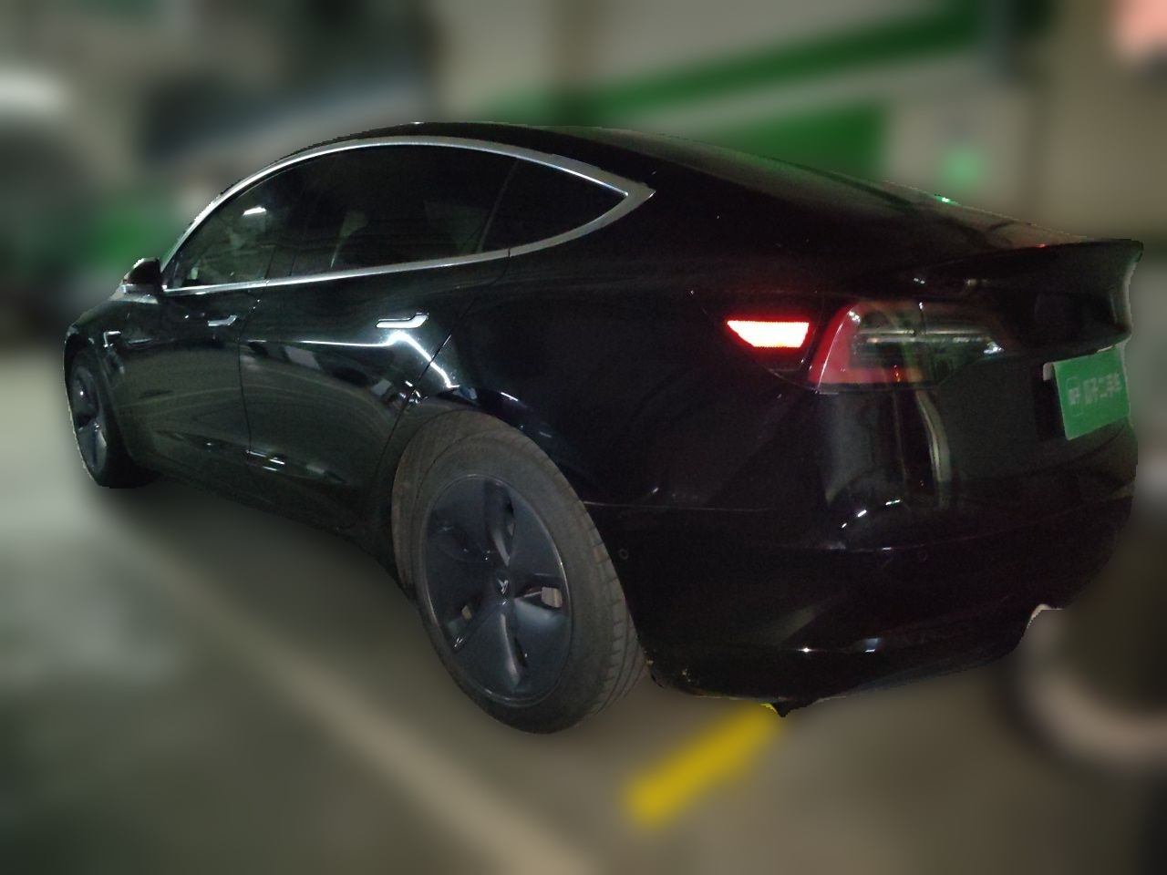 Model 3 Imported 2019 Standard Range RWD Upgraded photo 4