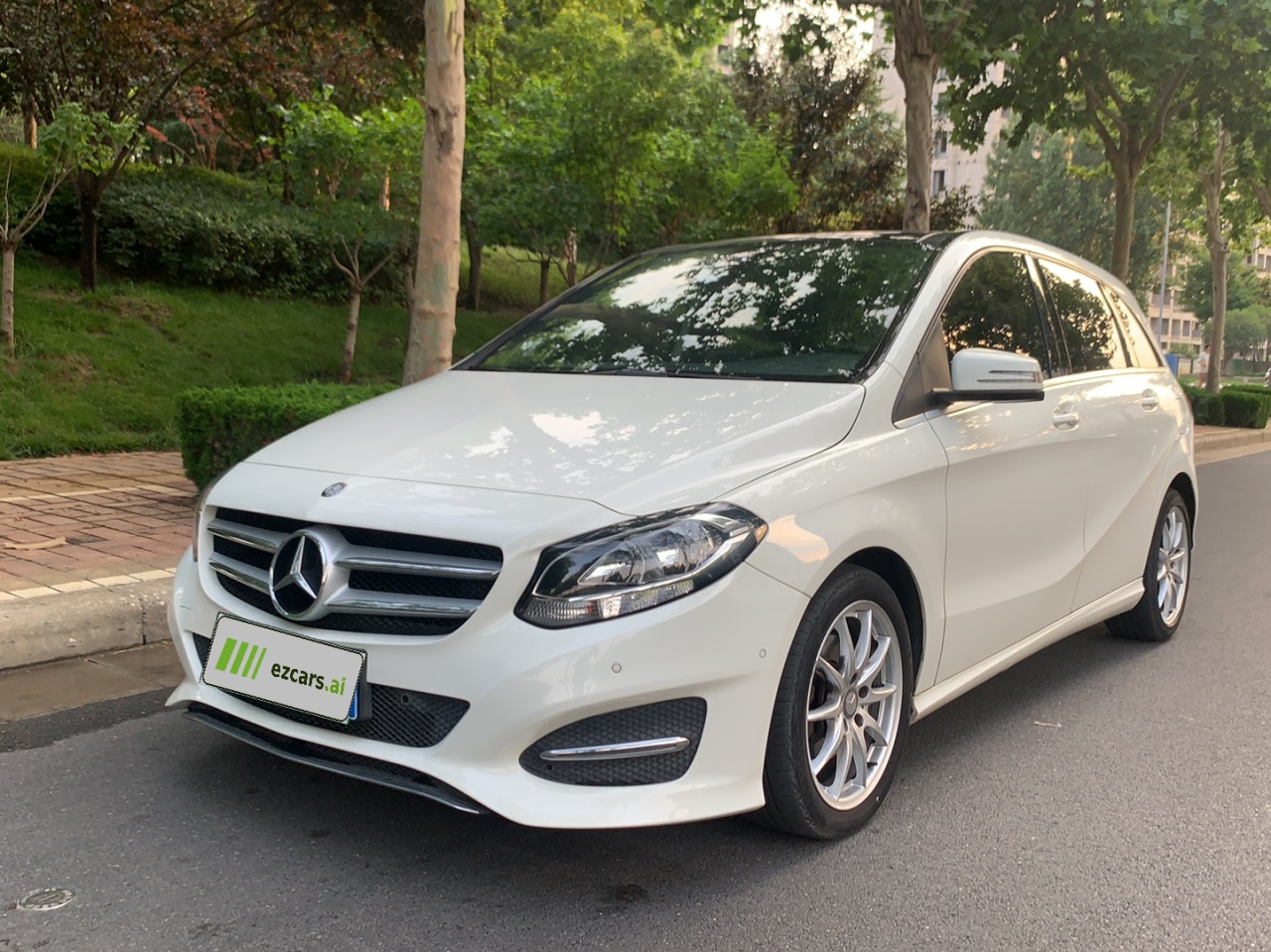 B-Class 2015 B 200 Dynamic