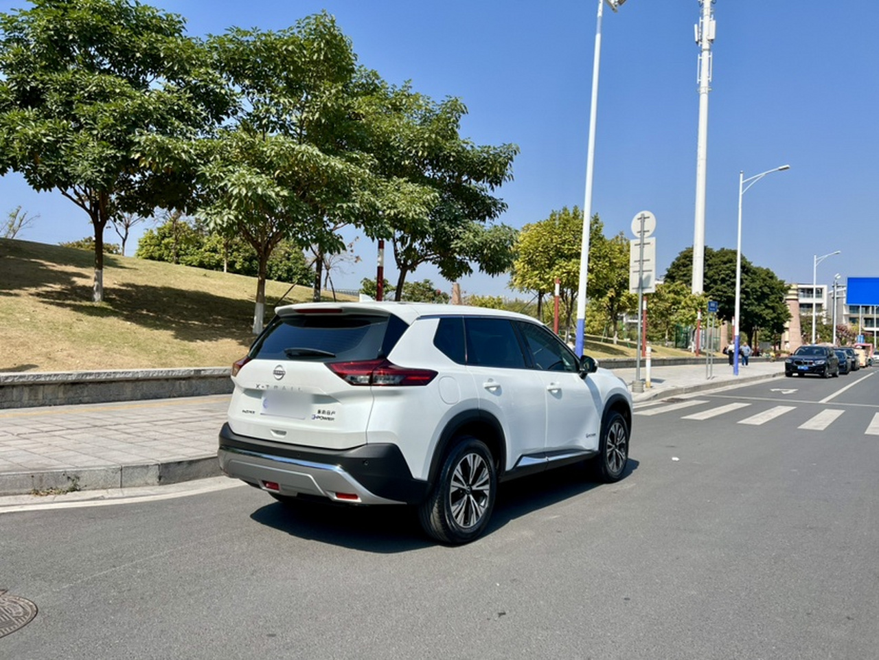 X-Trail 2023 e-POWER AWD Luxury photo 2