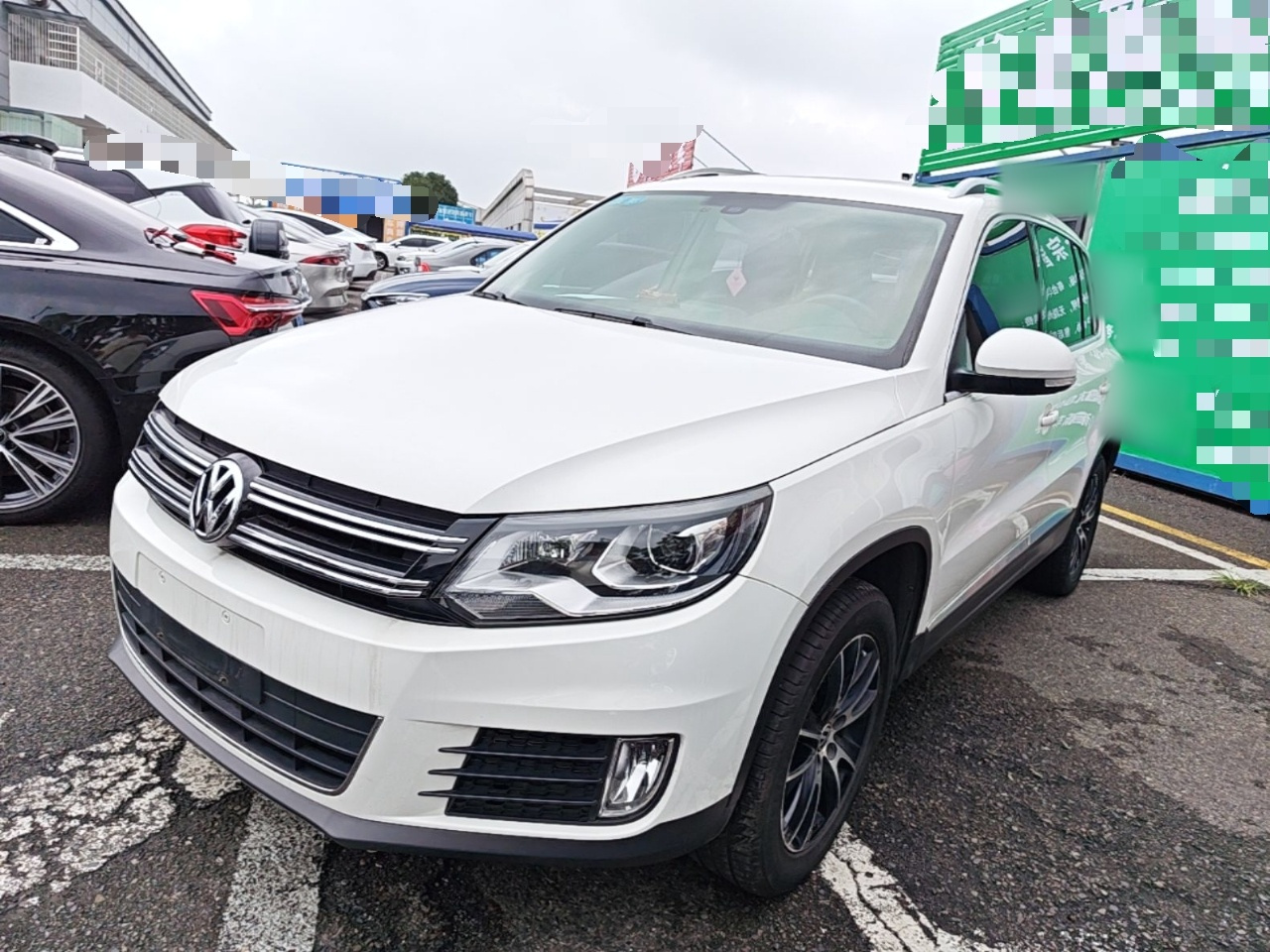 Tiguan 2015 1.8TSI AT RWD Luxury