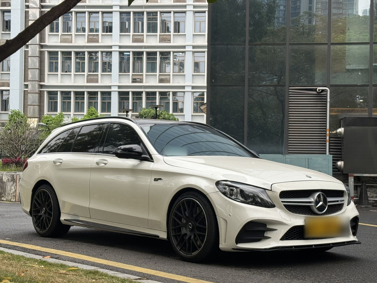 C-ClassAMG 2019 AMG C 43 4MATIC Wagon Special photo 3