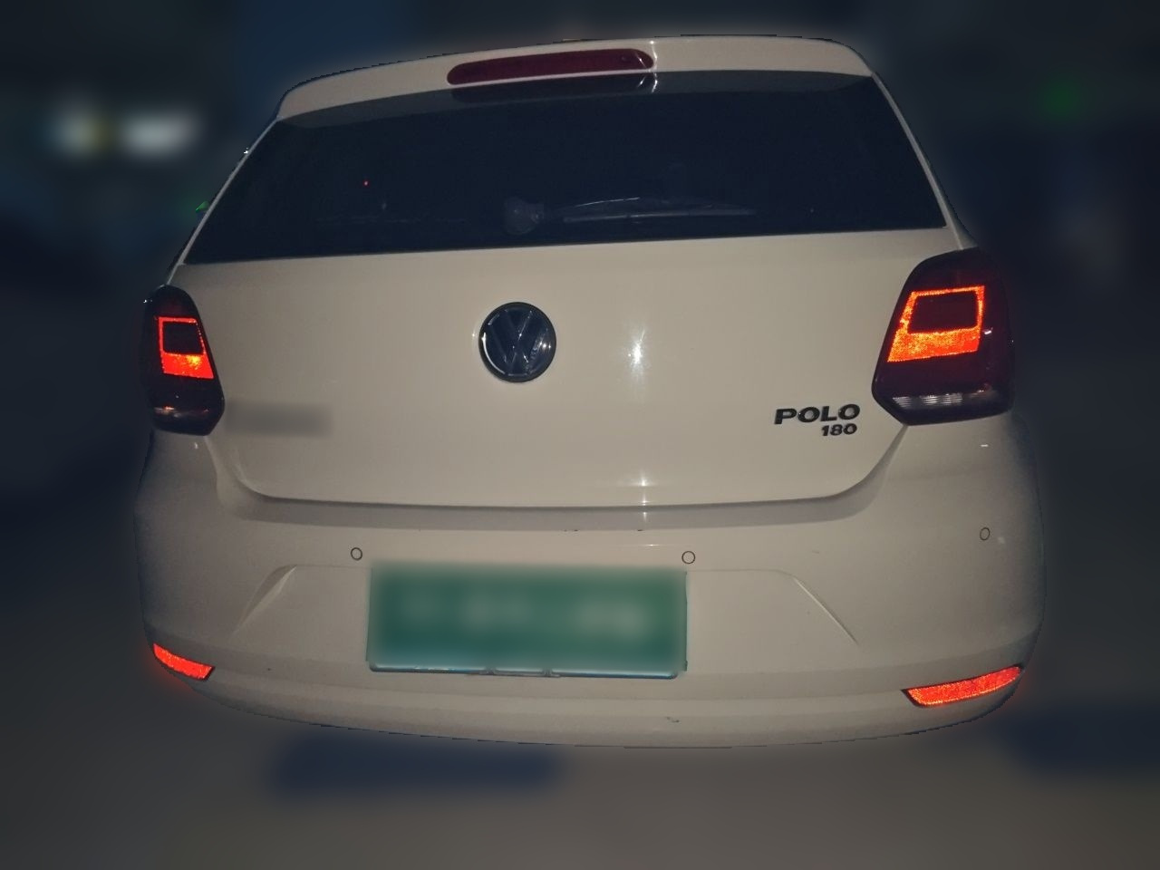 Polo 2016 1.6L AT Comfort photo 5