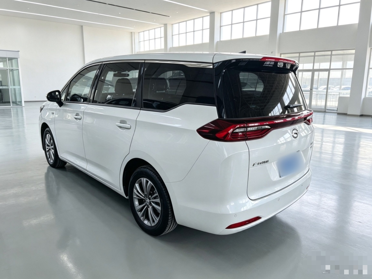 GAC Trumpchi M6 2023 PRO 270T DCT Elite photo 4