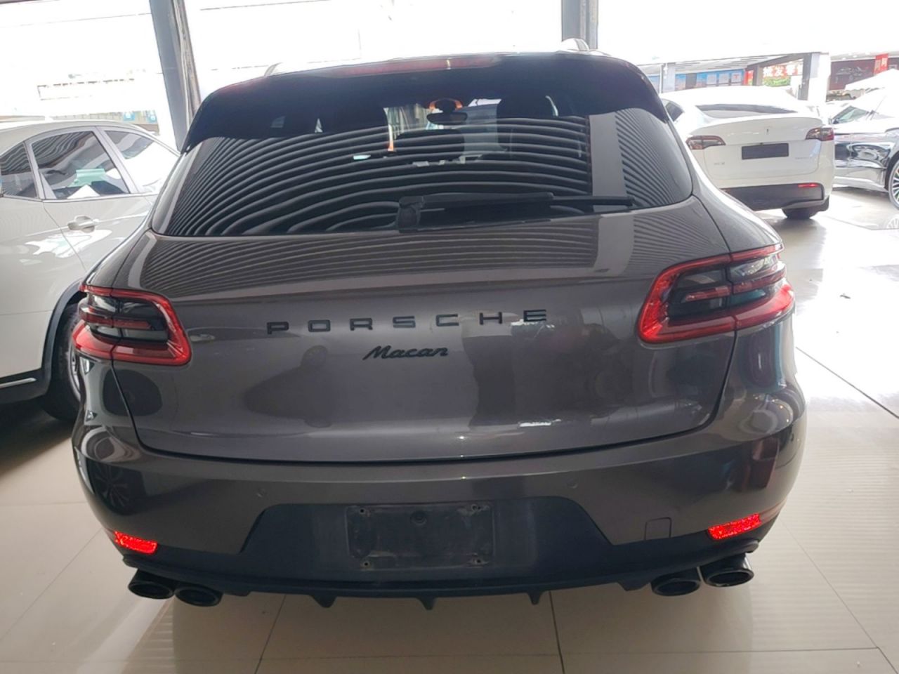 2014 Macan 2.0T photo 5