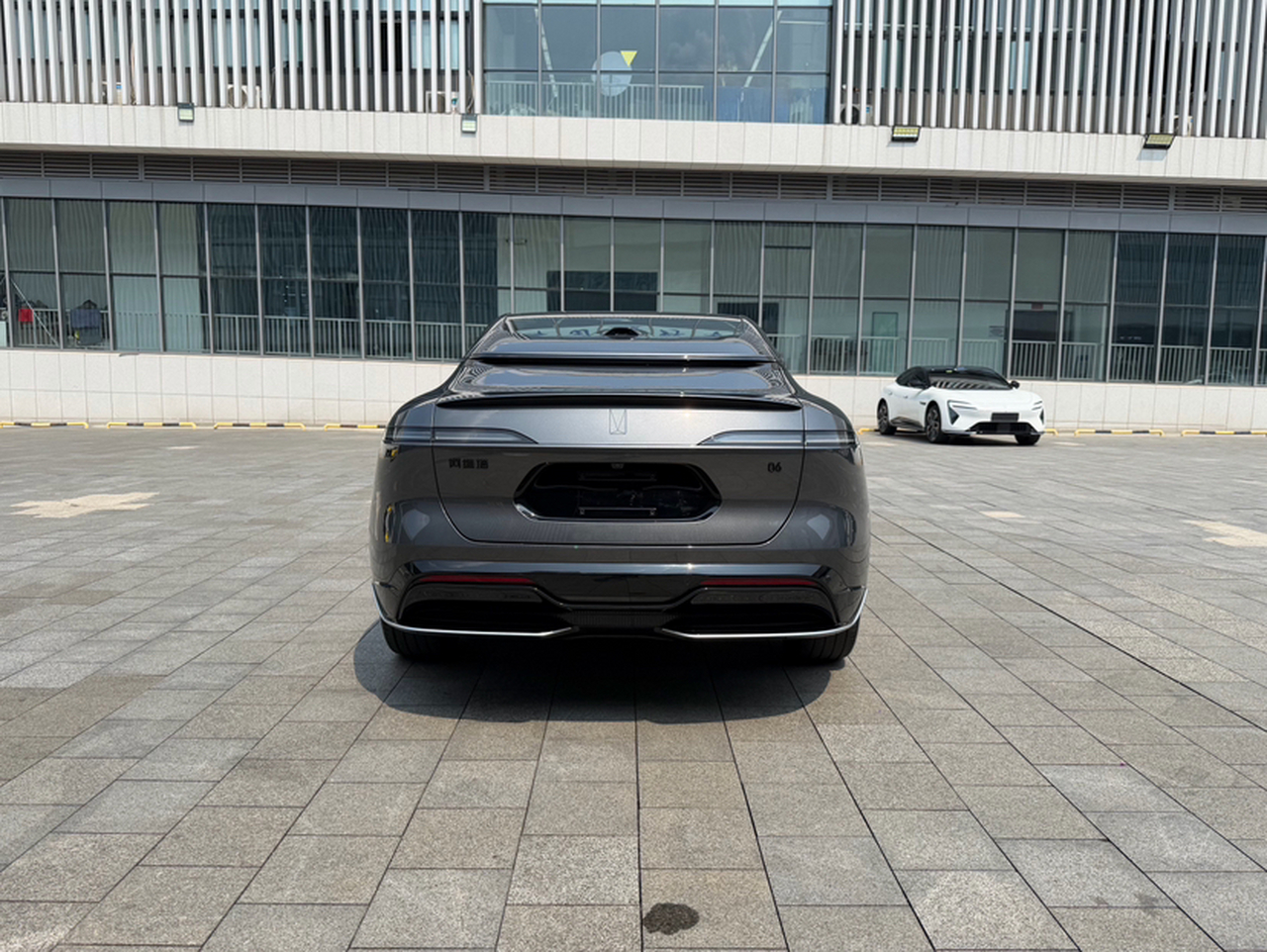 06 2025 Ultra EV photo 3
