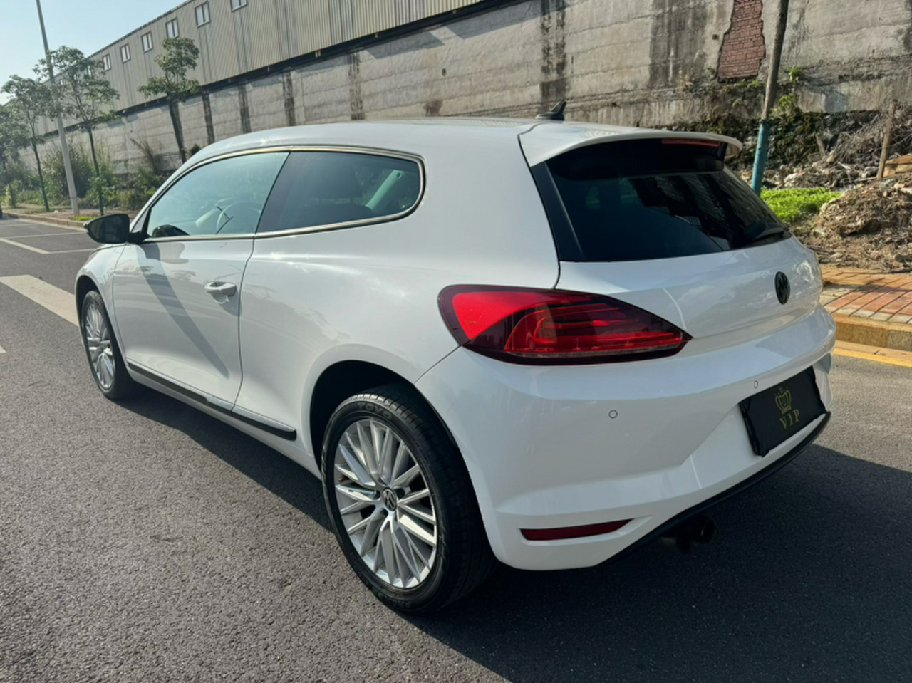 2015 2.0TSI Luxury photo 4