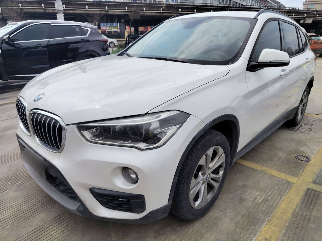 X1 2016 sDrive18Li Exclusive
