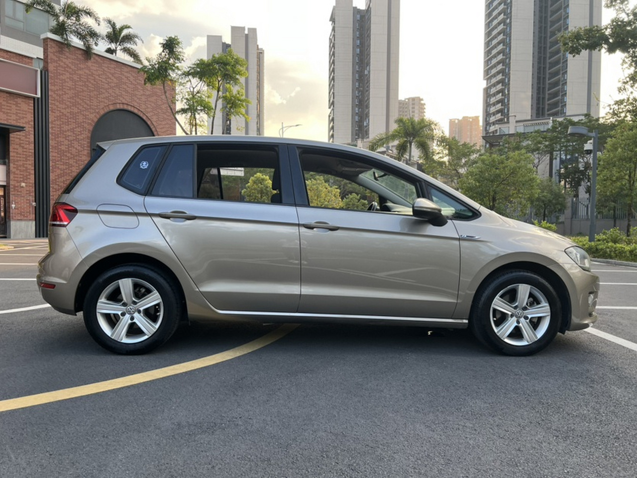 Golf 2016 1.6L AT Comfort photo 5