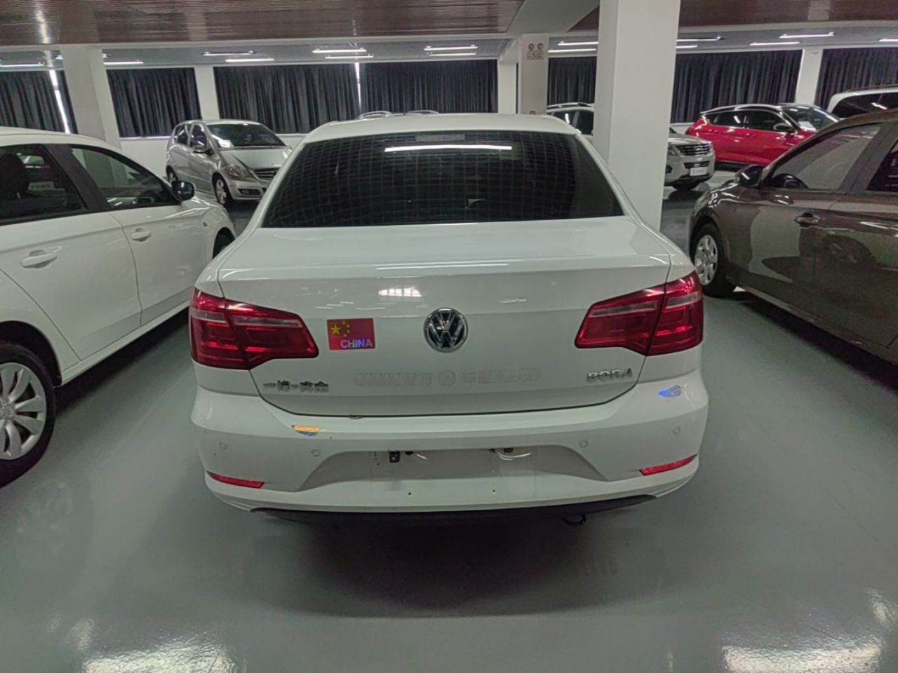 Bora 2015 1.6L MT Comfort photo 3