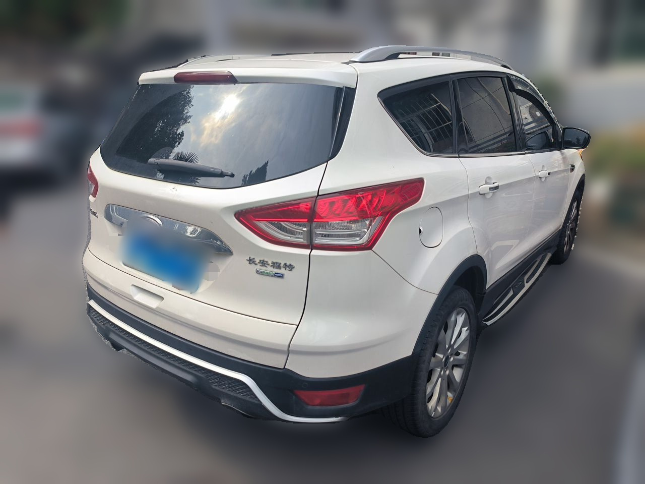 Kuga 2015 1.5L GTDi AWD Elite photo 4