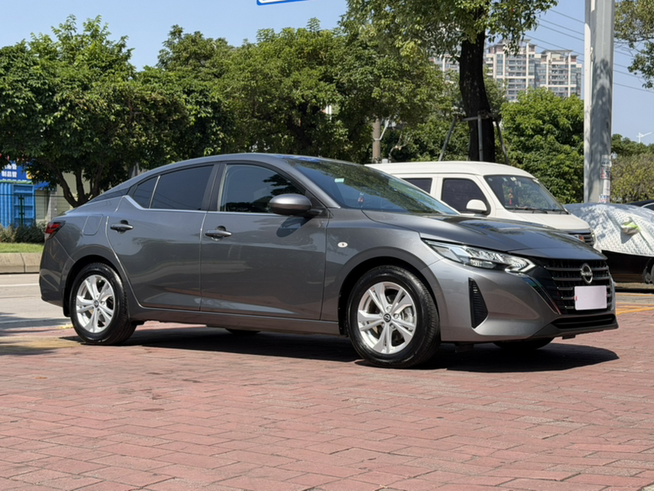 Sylphy 2025 1.6L CVT photo 2