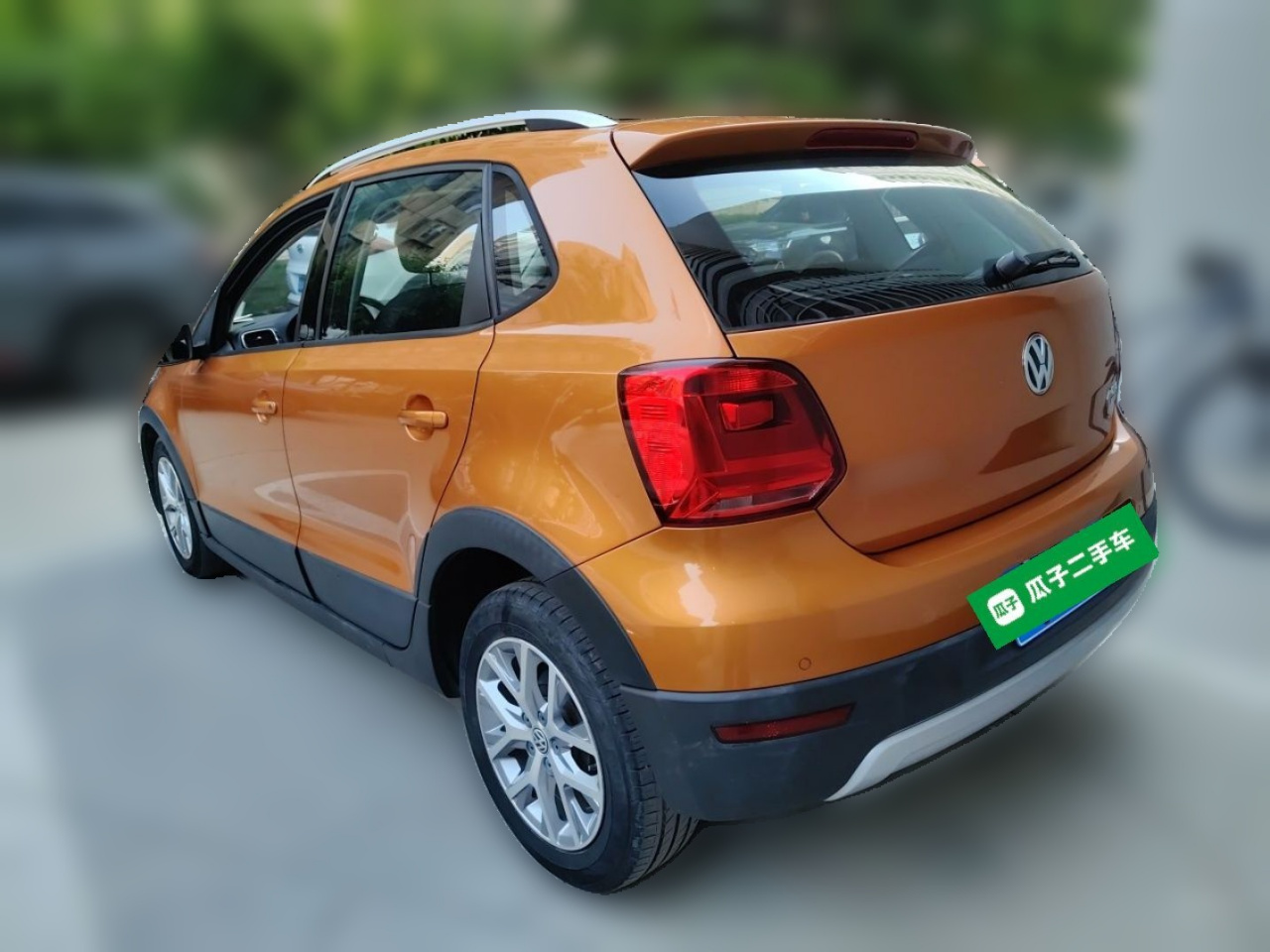 2016 1.6L Cross Polo AT photo 4