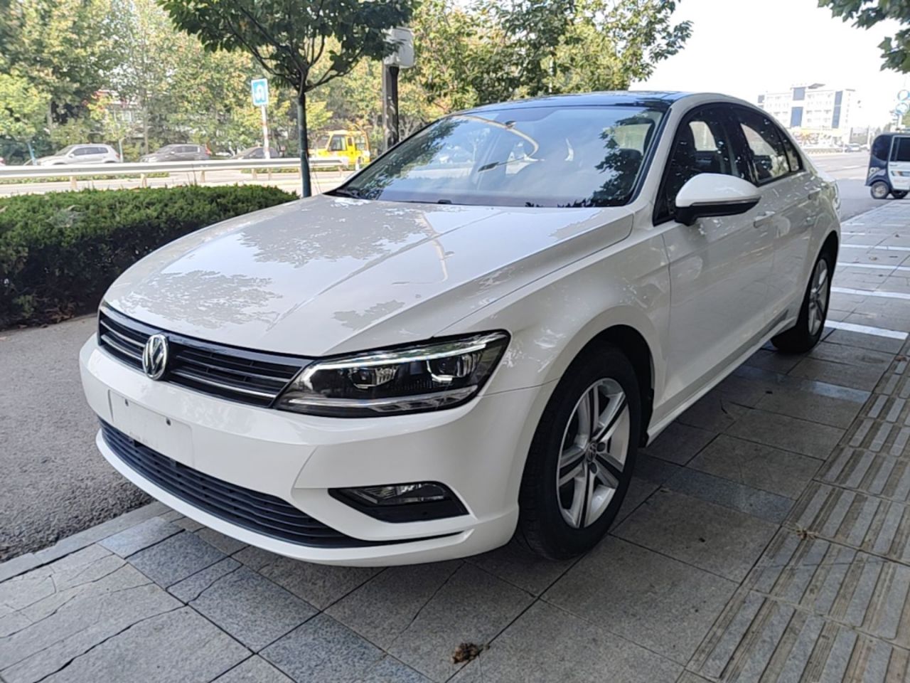Lamando 2017 230TSI DSG