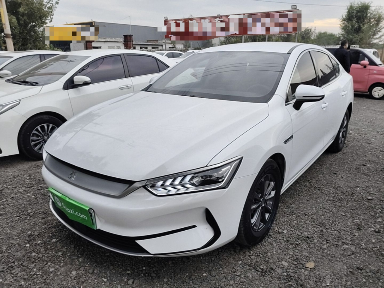 Qin PLUS 2021 EV 400KM