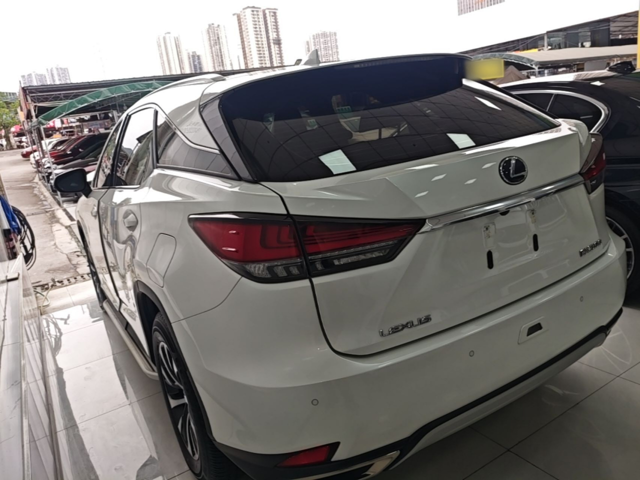 RX 2020 Facelift 300 RWD Elite photo 4