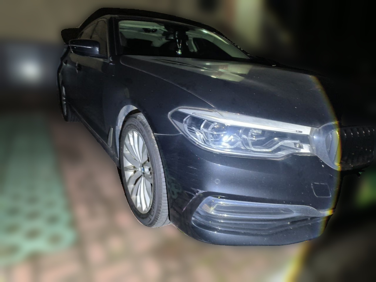 5 Series EV 2020 Upgraded 530Le Luxury photo 3