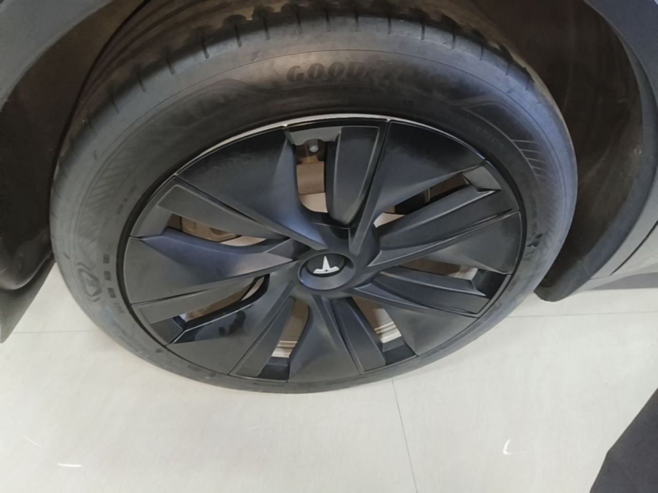 Model Y 2022 Facelift RWD photo 2