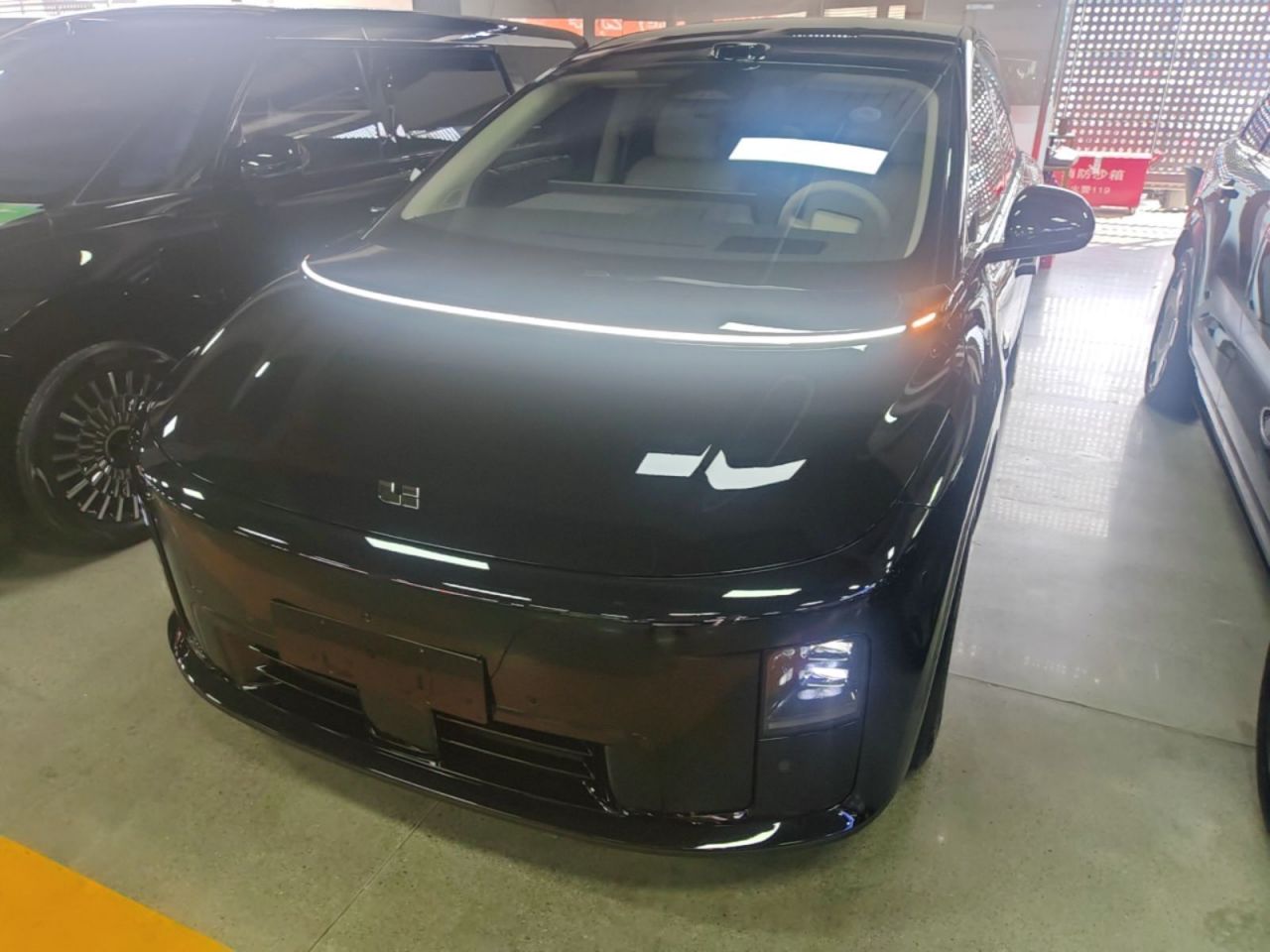 Li Auto i8 2025 Standard