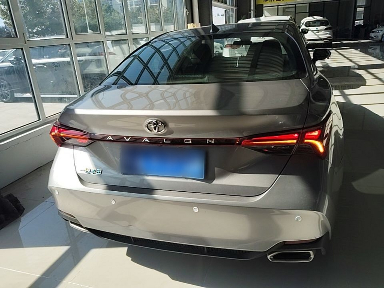 Avalon 2022 2.0L Luxury photo 3