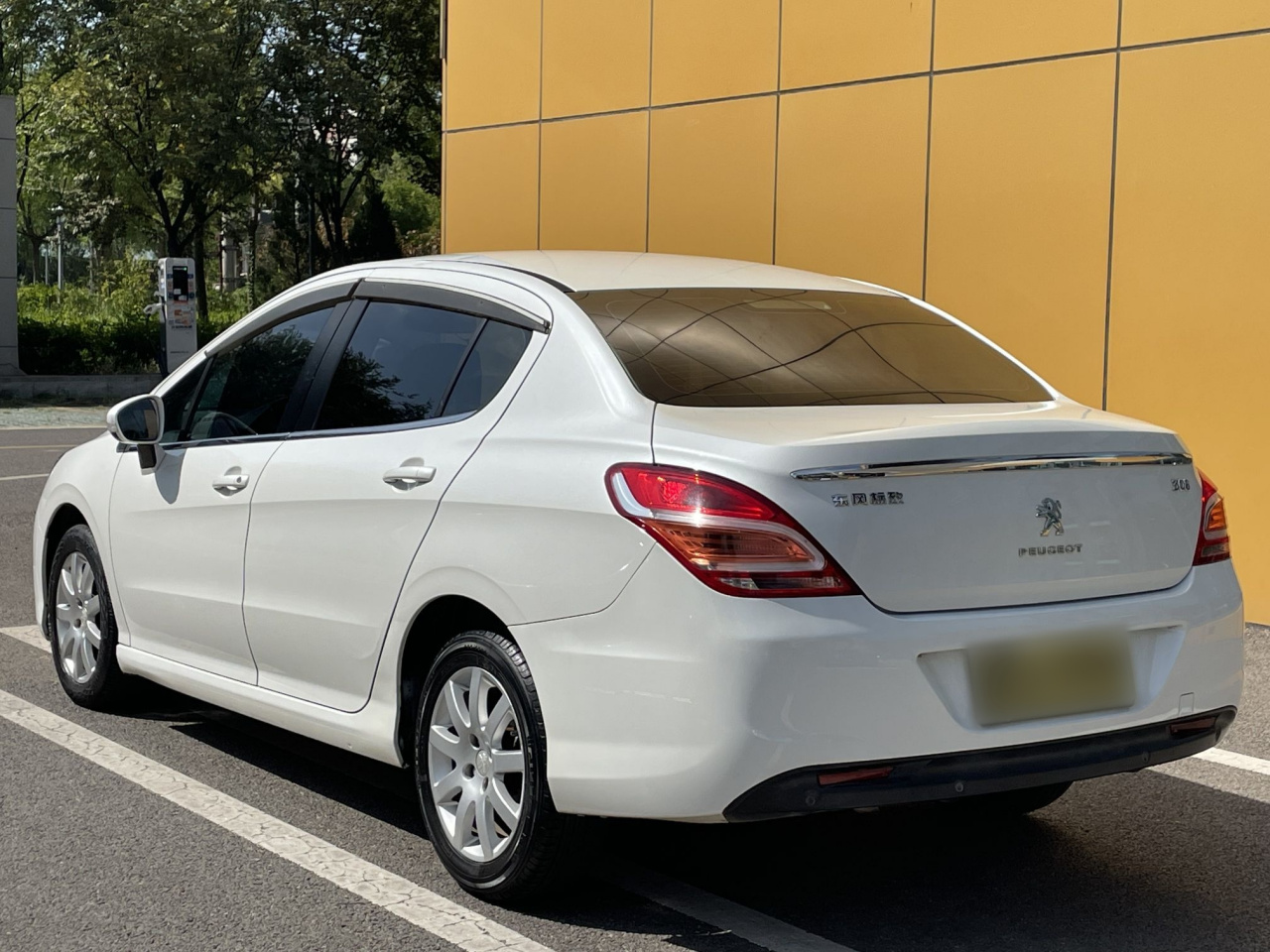 308 2014 Classic 1.6L AT photo 4