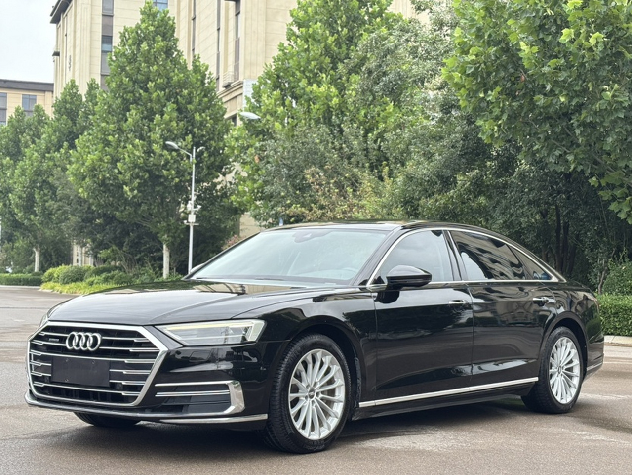 A8 2019 Plus A8L 50 TFSI quattro Comfort