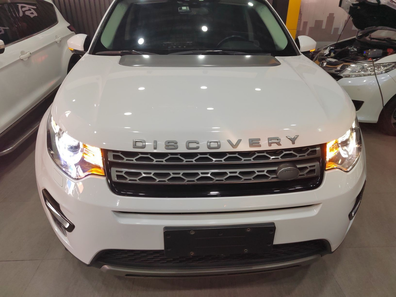 Discovery Sport 2016 2.0T SE photo 2