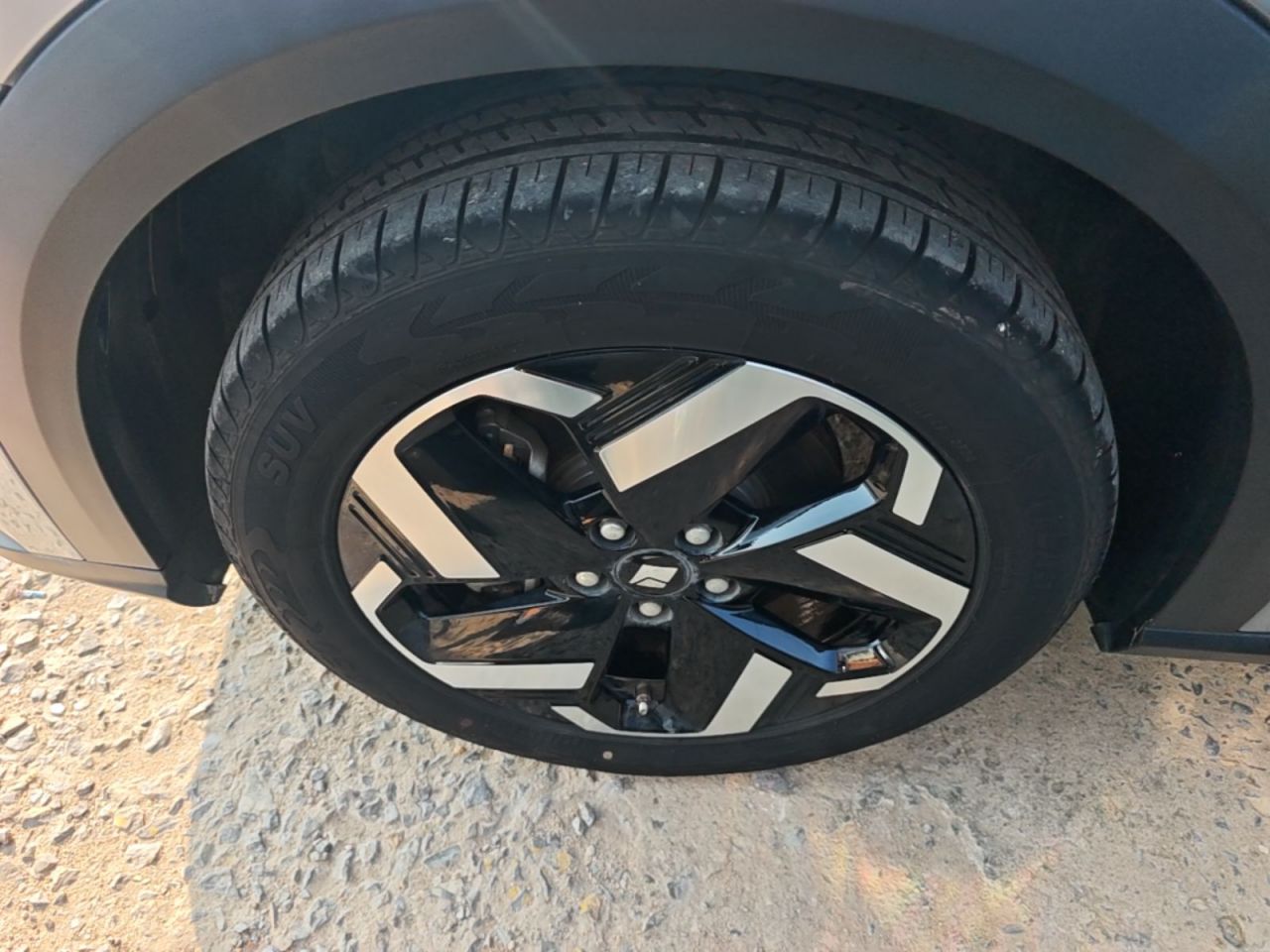2024 600km EV photo 3