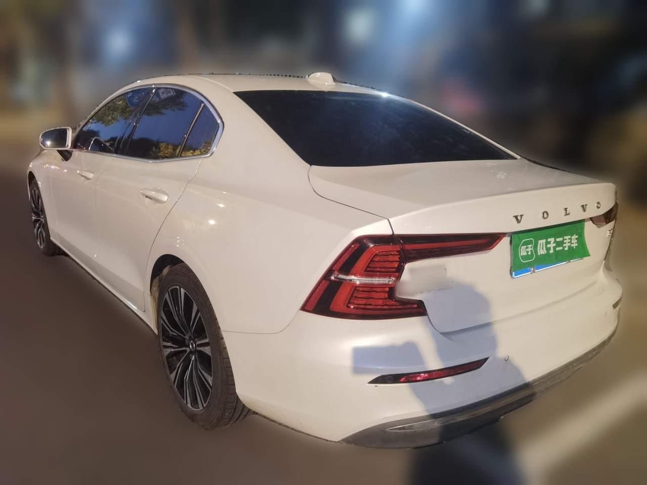 S60 2023 B4 Luxury photo 4